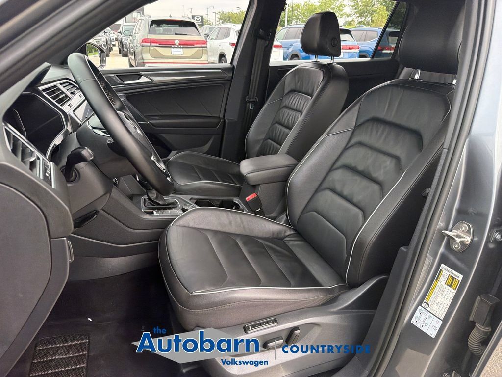 Used 2020 Volkswagen Tiguan SEL Premium R-Line AWD/4WD image 7