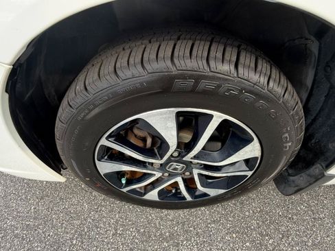Used 2015 Honda Civic EX image 29