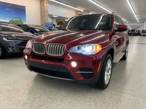 Used 2013 BMW X5 xDrive35i image 2