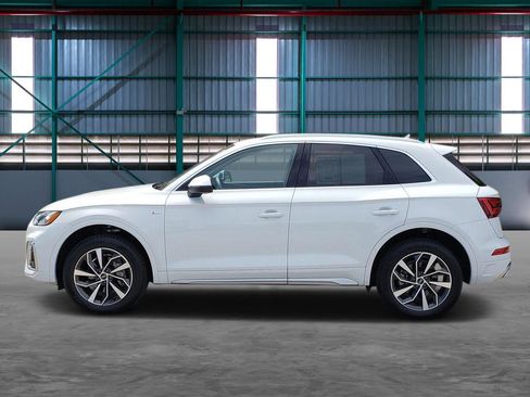 Used 2024 Audi Q5 2.0T Premium Plus w/ Premium Plus Package AWD/4WD image 2
