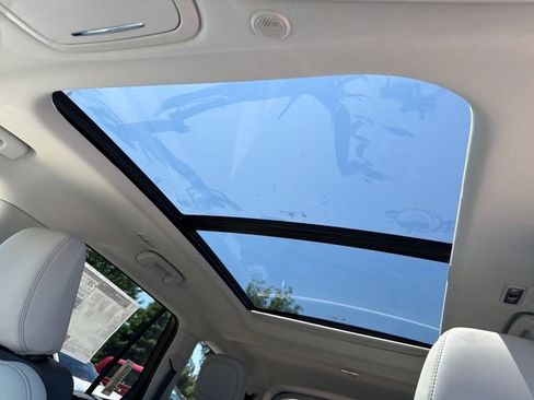 New 2026 Lincoln Aviator AWD image 35