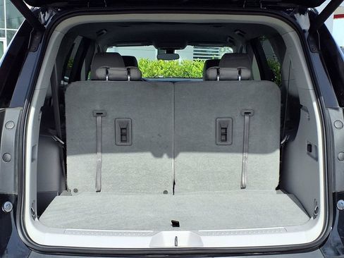 Used 2020 GMC Acadia SLE w/ Driver Convenience Package FWD image 20