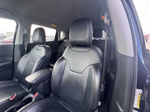 Used 2019 Jeep Compass Limited image 15