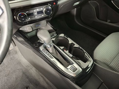 Used 2024 Chevrolet Trax LT w/ Driver Confidence Package image 20