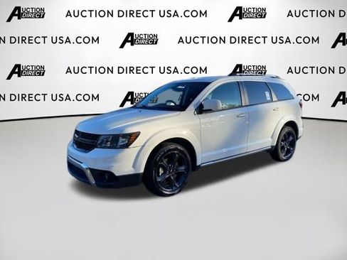 Used 2018 Dodge Journey Crossroad image 1