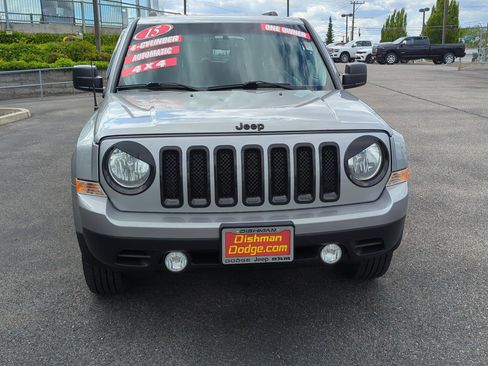 Used 2015 Jeep Patriot Sport w/ Power Value Group AWD/4WD image 2