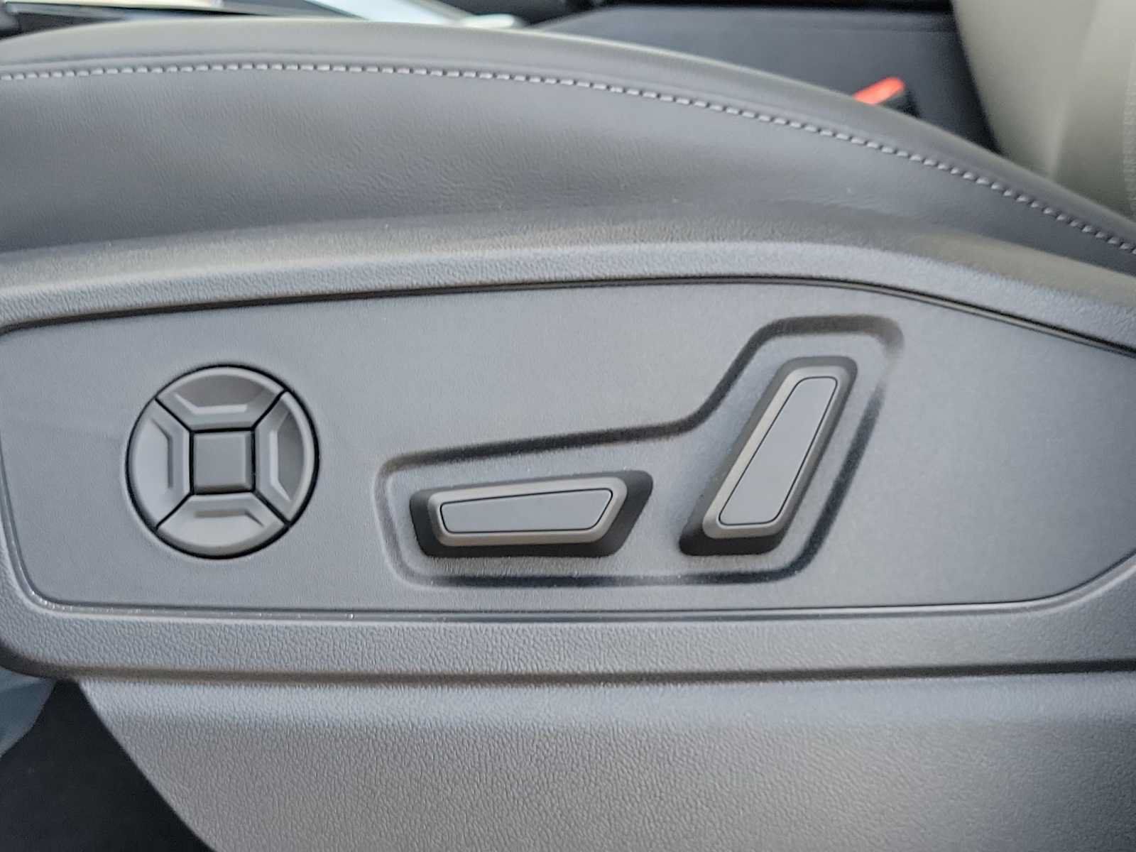 New 2026 Audi Q5 Premium AWD/4WD image 16