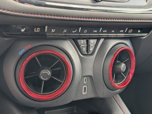 Used 2025 Chevrolet Blazer RS image 8