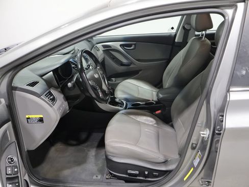 Used 2014 Hyundai Elantra Limited w/ Option Group 03 FWD image 11