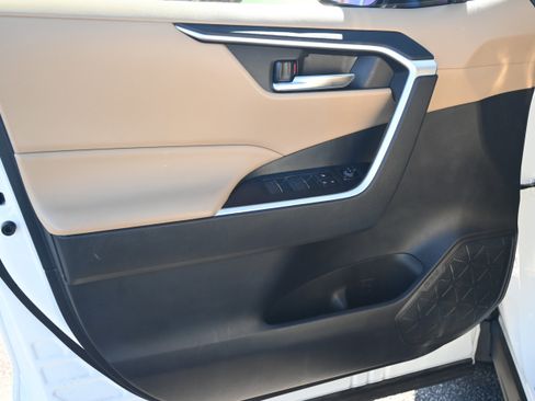 Used 2024 Toyota RAV4 XLE Premium image 16