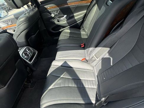 Used 2015 Mercedes-Benz S 550 4MATIC Sedan image 17