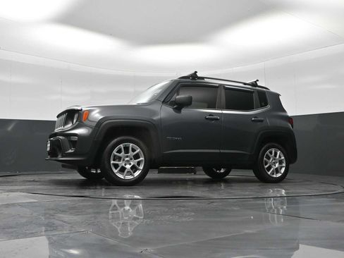 Used 2022 Jeep Renegade Latitude image 35