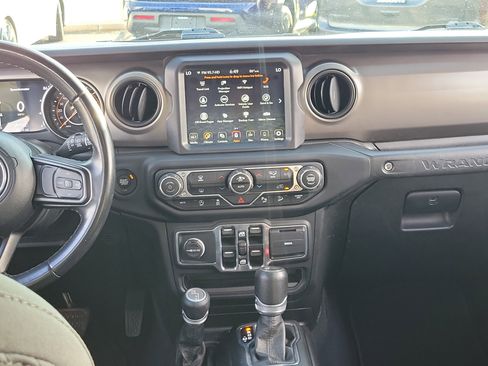 Used 2020 Jeep Wrangler Unlimited Sport S w/ Sun And Sound Package AWD/4WD image 19