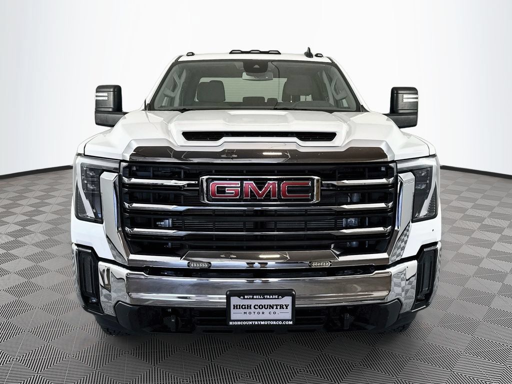Used 2024 GMC Sierra 3500 SLE w/ SLE Convenience Package AWD/4WD image 2