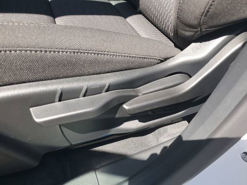 New 2026 Chevrolet Equinox LT image 20