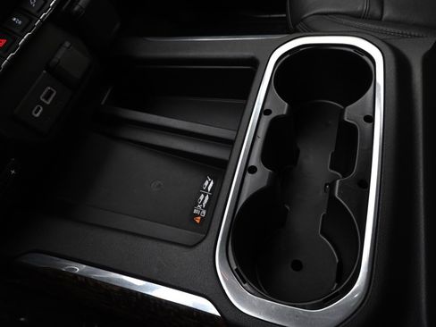 Used 2019 GMC Sierra 1500 Denali w/ Denali Ultimate Package image 34