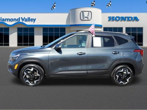 Used 2025 Kia Seltos S image 8