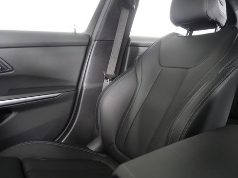 Used 2025 BMW 330i Sedan w/ Premium Package image 25