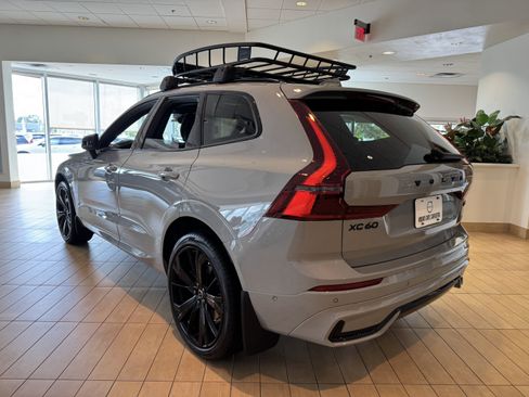 New 2026 Volvo XC60 B5 Ultra w/ Climate Package image 6