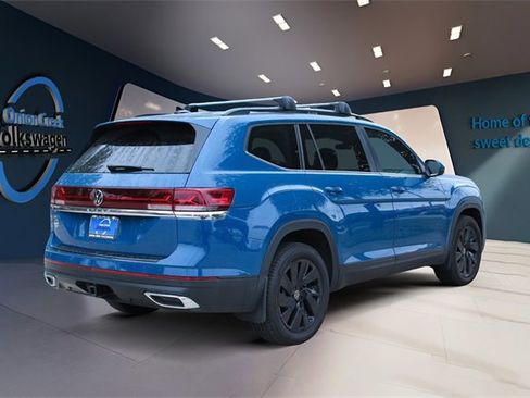 Certified 2025 Volkswagen Atlas SE image 5