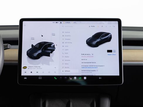 Used 2023 Tesla Model Y Long Range AWD/4WD image 34