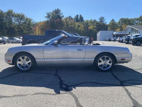Used 2005 Ford Thunderbird Deluxe image 2