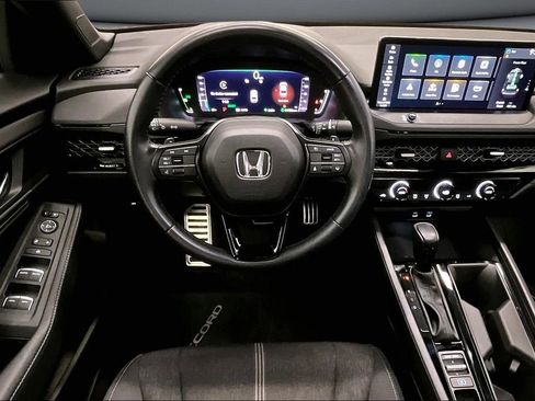 Used 2024 Honda Accord Sport image 8