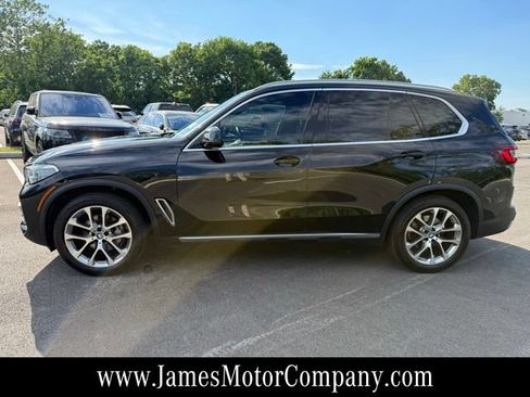 Used 2022 BMW X5 xDrive40i w/ Executive Package AWD/4WD image 9