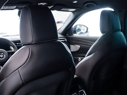 New 2025 Maserati Grecale GT image 29