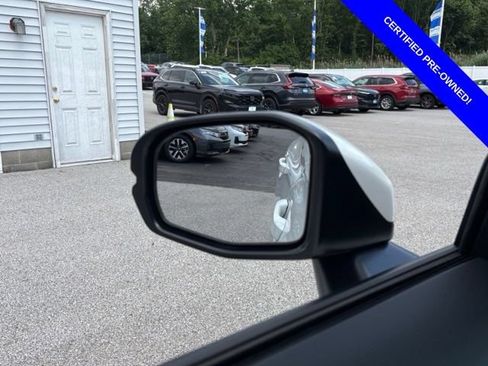 Certified 2025 Honda HR-V LX image 34