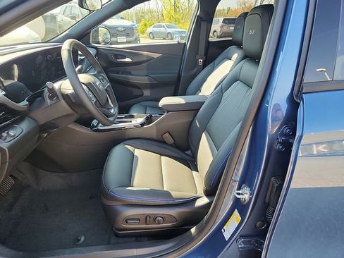 New 2026 Buick Envista Sport Touring image 9
