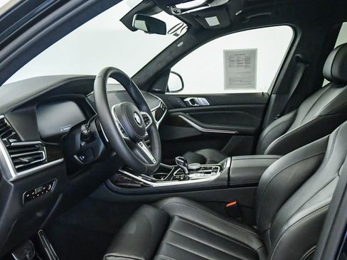 Used 2020 BMW X7 xDrive40i w/ M Sport Package image 19