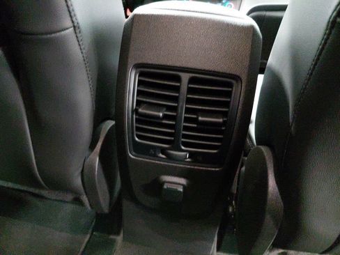 Used 2019 Ford Escape SEL AWD/4WD image 20