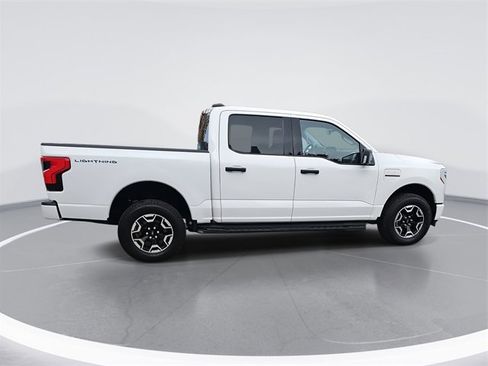 Certified 2023 Ford F150 Lightning XLT w/ Max Trailer Tow Package image 6