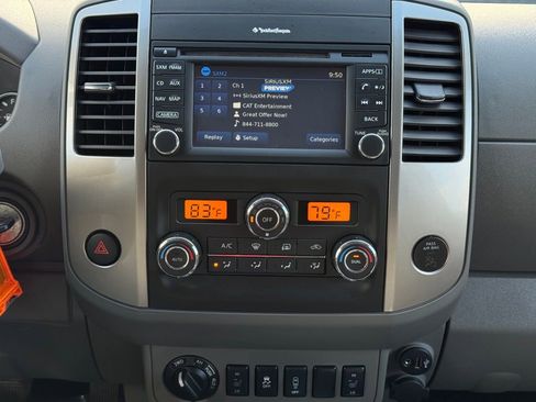 Used 2019 Nissan Frontier SL image 22