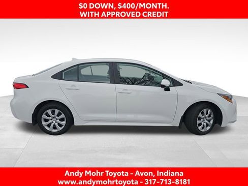 Used 2025 Toyota Corolla LE image 7