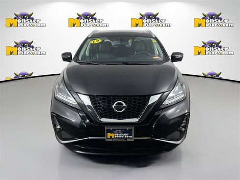 Used 2019 Nissan Murano SL image 2