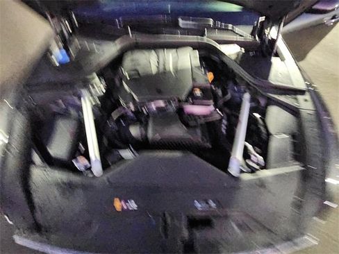 Used 2025 Genesis G80 2.5T image 25