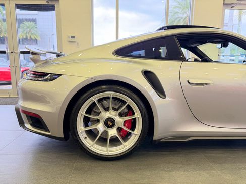 Used 2022 Porsche 911 Turbo image 27