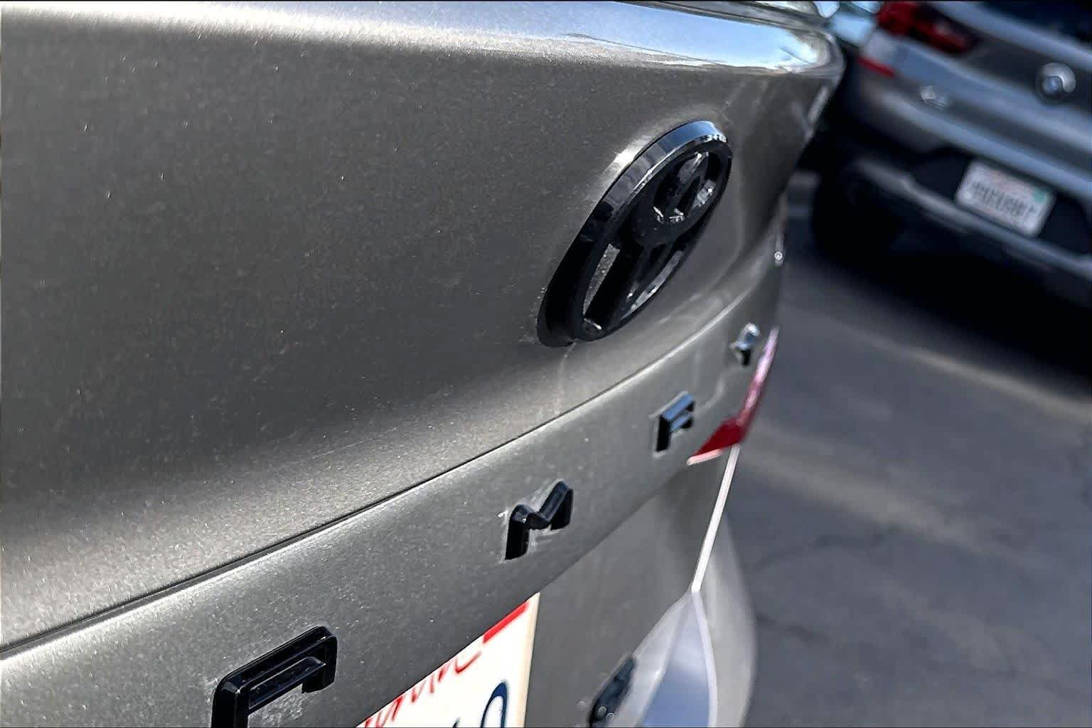 Used 2025 Toyota Camry SE FWD image 30