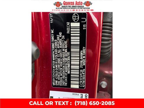 Used 2018 Toyota C-HR XLE FWD image 26