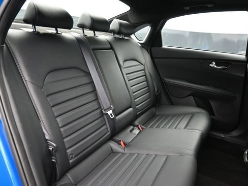 Used 2023 Kia Forte GT-Line w/ GT-Line Premium Package FWD image 27