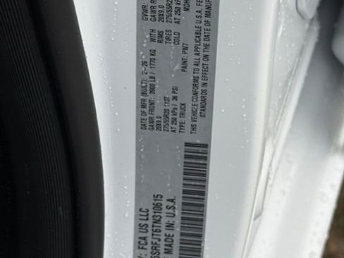 New 2026 RAM 1500 Laramie AWD/4WD image 33