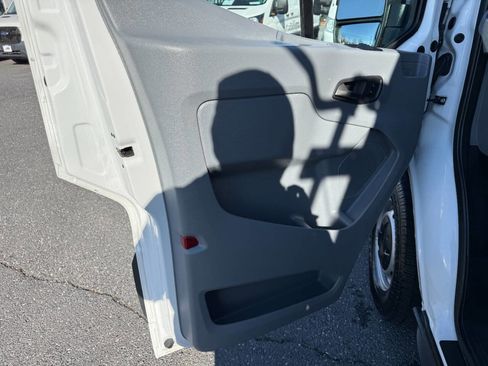 Used 2018 Ford Transit 250 148 Low Roof image 11