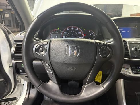 Used 2015 Honda Accord Sport image 18