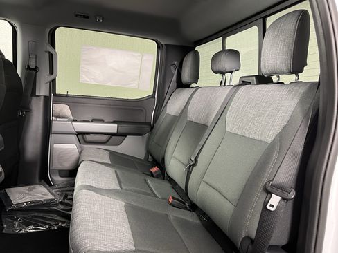 New 2026 Ford F250 XLT w/ XLT Premium Package image 15