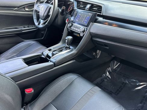 Used 2021 Honda Civic Sport Touring image 32
