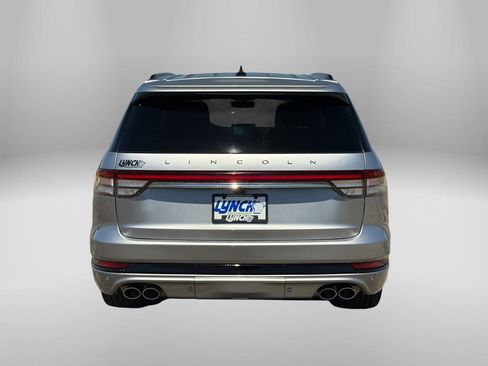 Used 2024 Lincoln Aviator Reserve w/ Jet Package AWD/4WD image 3