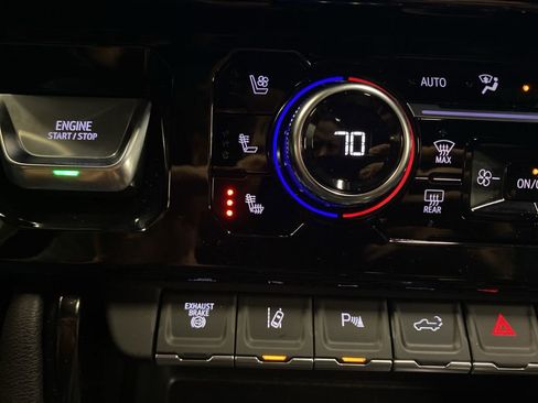 New 2025 GMC Sierra 3500 AT4 w/ AT4 Premium Plus Package image 30