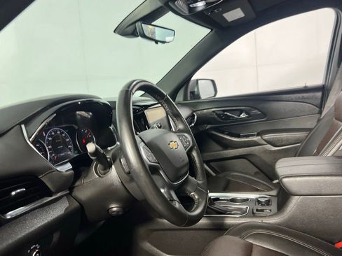 Used 2023 Chevrolet Traverse High Country image 26